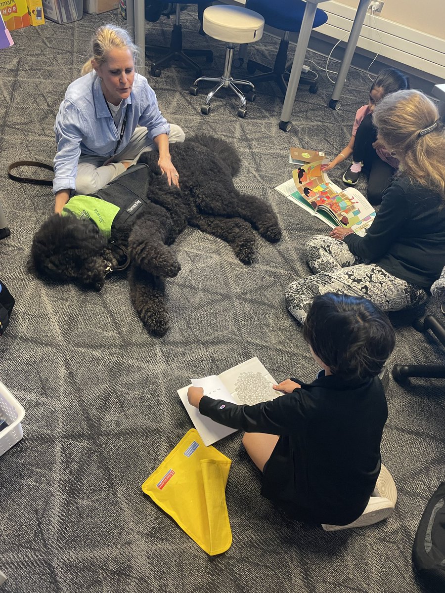 Rose readers and kinders had a great morning with Bowie! Thanks for this opportunity <a href="/soulharborranch/">Soul Harbour Ranch</a> <a href="/barrington220/">Barrington 220</a>