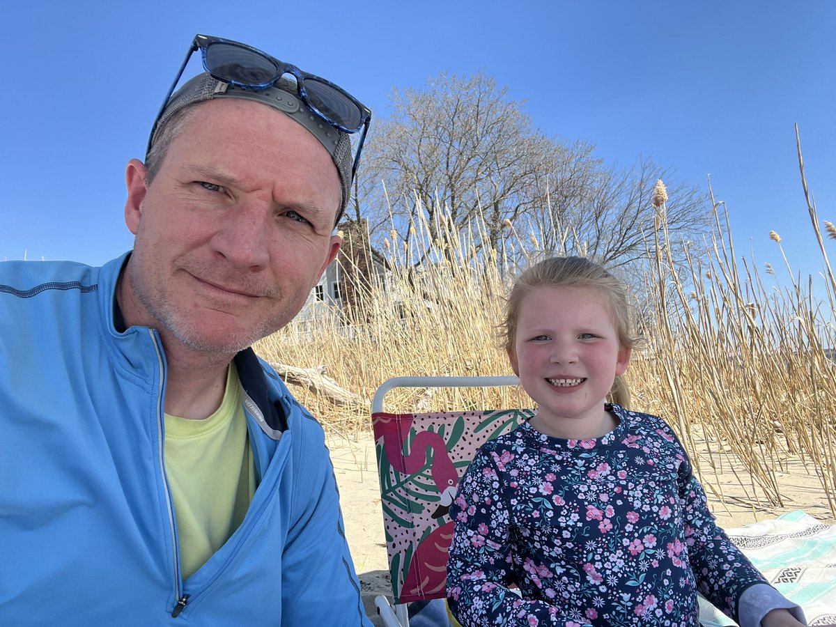 chrislb104's tweet photo. April Beach Day. #buttonwoodsbeach https://t.co/NiyA0dqO9p