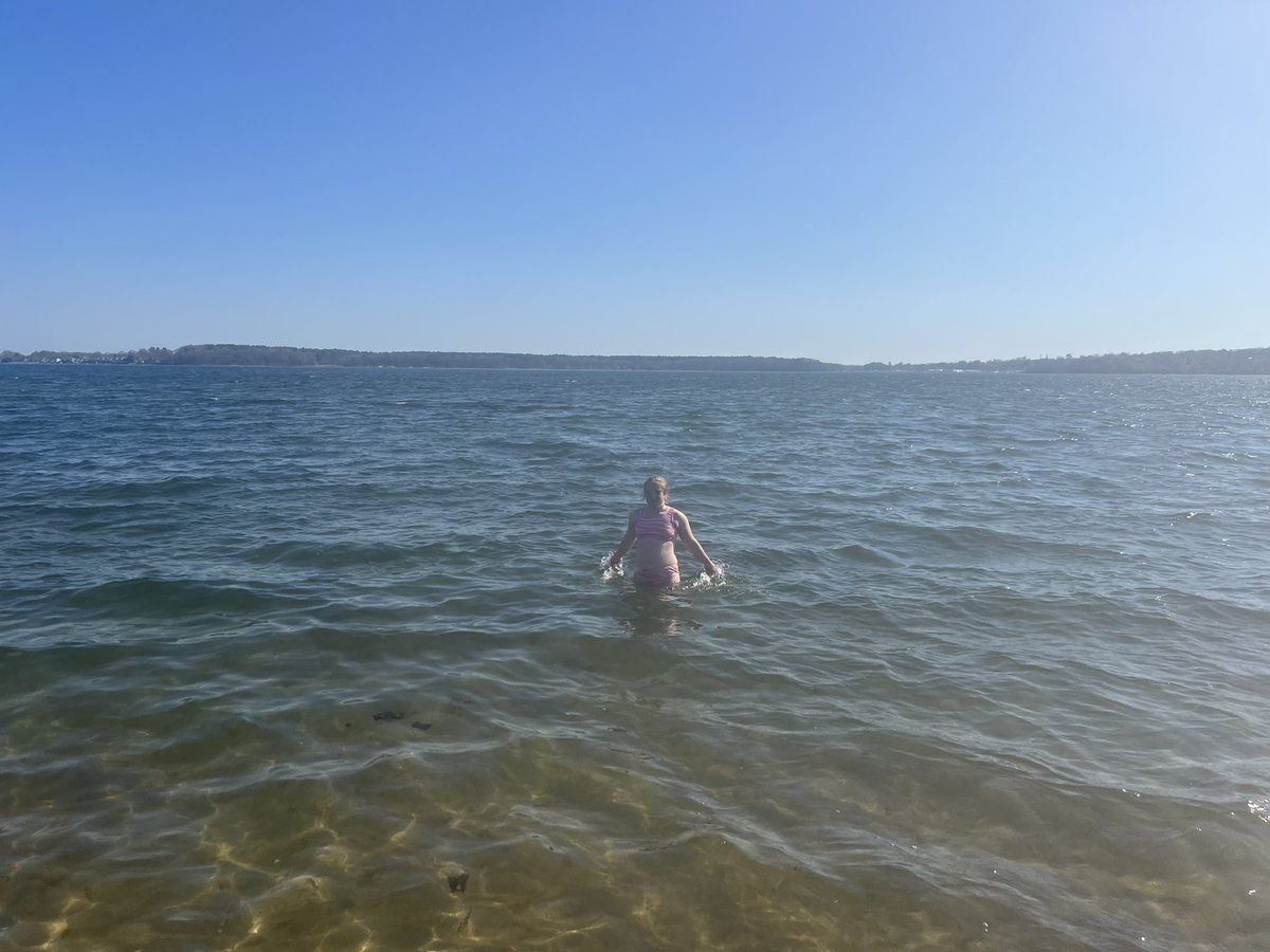chrislb104's tweet photo. April Beach Day. #buttonwoodsbeach https://t.co/NiyA0dqO9p