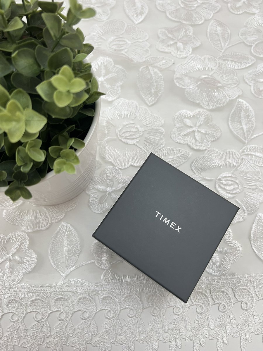 راقيه جداً فاللبس 💛🥺.