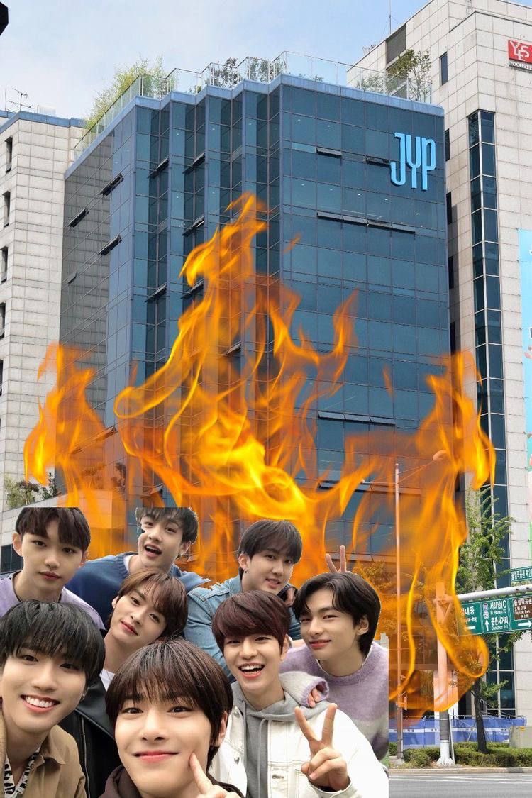 baxxxroma's tweet photo. Держите коллекцию пикч для твиттов

JYPE RESPOND TO STRAY KIDS FANS
#JYPEDoBetterForSKZ @stay_support @Stray_Kids https://t.co/fo3EEuGMv7