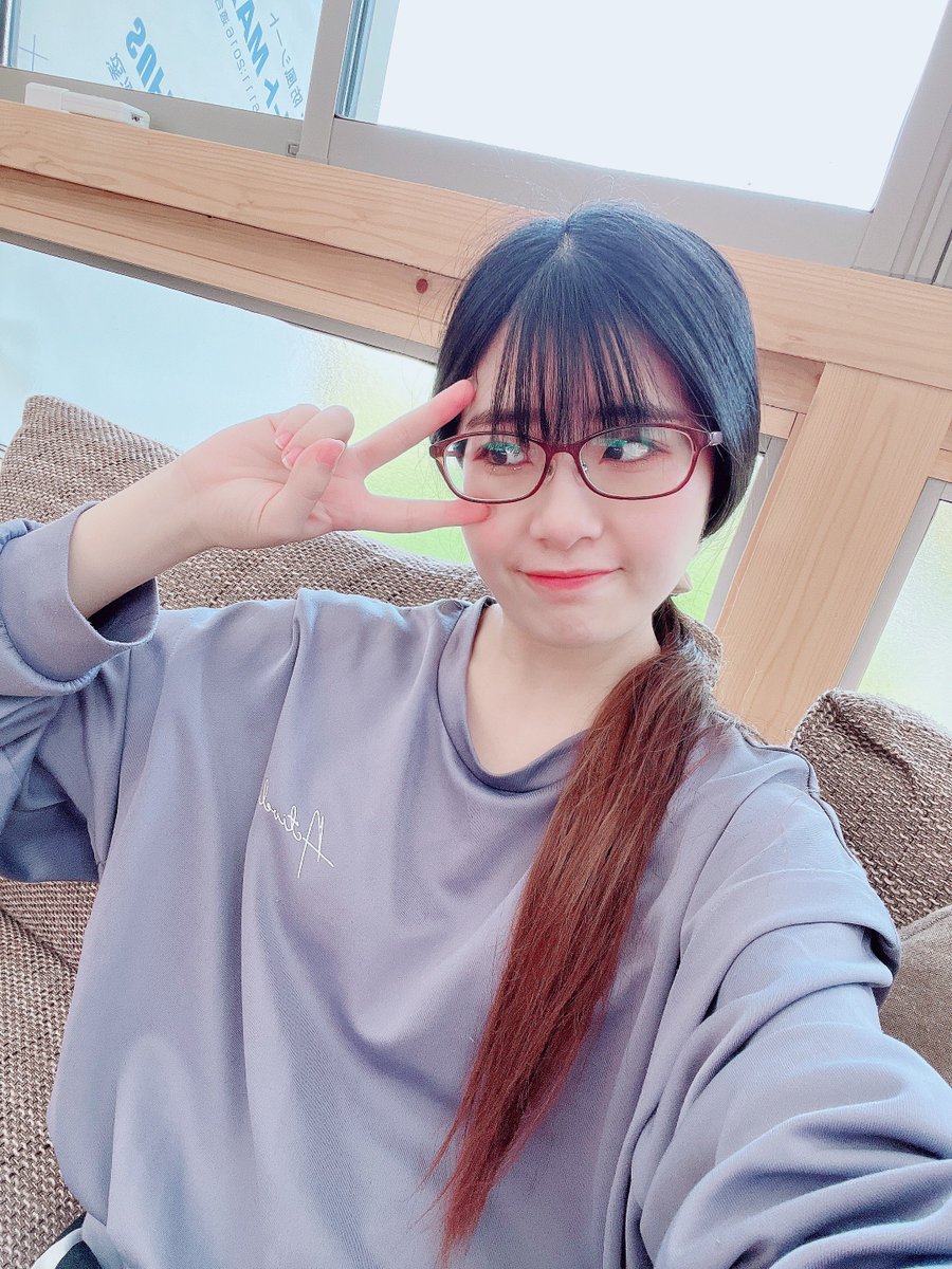 KUREHA101_PAPO's tweet photo. 4/16(日)オンライン特典会があります✨

2部制となっていて服装も変わるので是非ご参加ください😊
皆さんとお話できるの楽しみにしてます🥺

※備考欄にSkype IDをご記入ください。
https://t.co/kpAoetpIQb https://t.co/9sczSSrKPu
