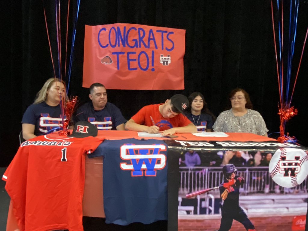 The University of the Southwest is getting a great baseball player! Congratulations to Teo Higuera as he continues his athletic career at the collegiate level. ⚾️🖤
