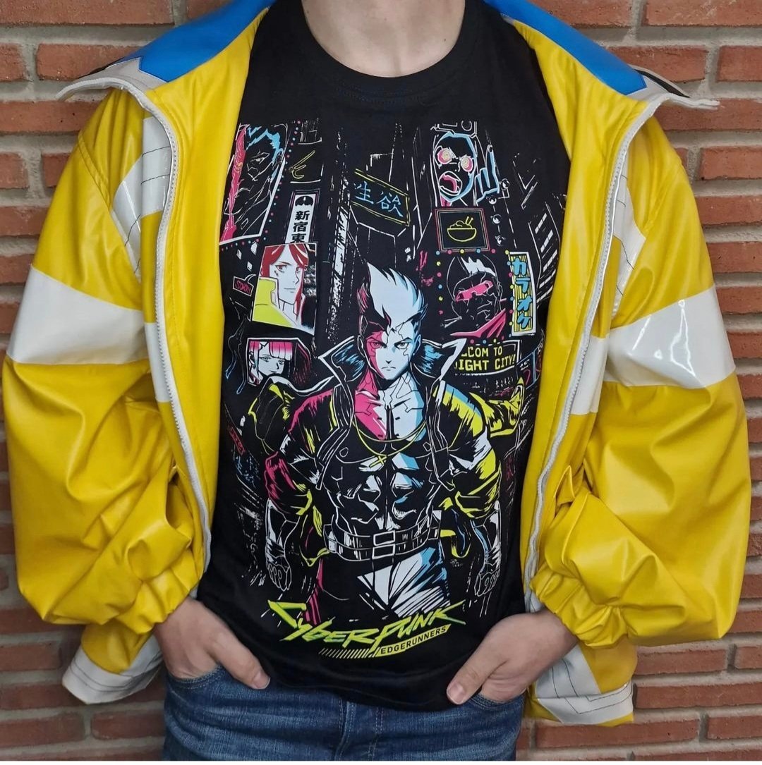 Console_Corp's tweet image. #cyberpunk como el anime del año!!
y que mejor manera de celebrarlo que con todos los diseños que tenemos de esta serie, como la de David Martínez en la ciudad rodeado de neones, #lucy en la Luna con David reflejado en el casco de astronauta y la de #rebecca volviendo a la carga.