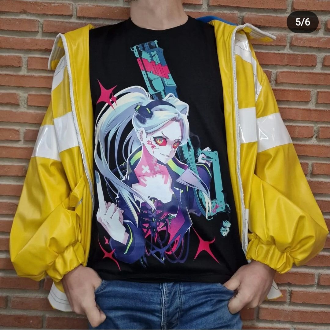 Console_Corp's tweet image. #cyberpunk como el anime del año!!
y que mejor manera de celebrarlo que con todos los diseños que tenemos de esta serie, como la de David Martínez en la ciudad rodeado de neones, #lucy en la Luna con David reflejado en el casco de astronauta y la de #rebecca volviendo a la carga.