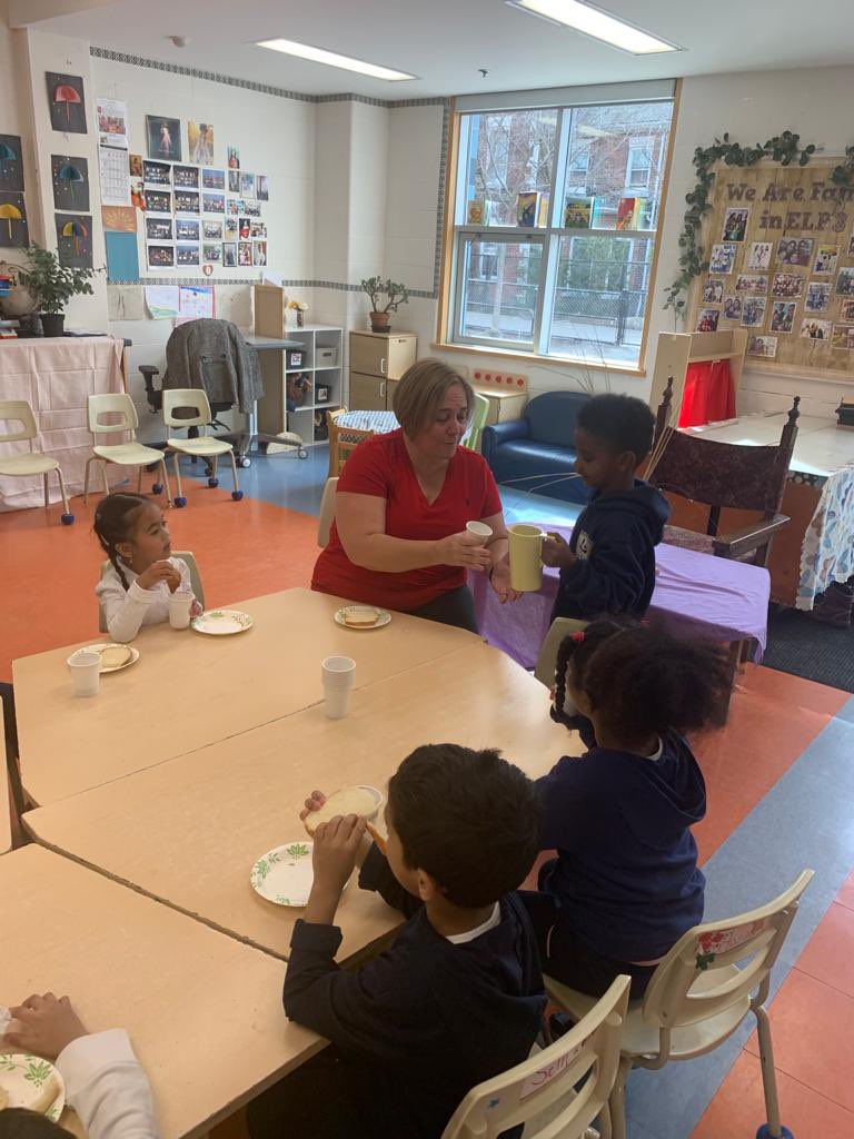 OLOL_TCDSB's tweet photo. “When we eat this bread, and drink this cup…” 🎶 @OLOL_TCDSB @TCDSB_NCC https://t.co/GMubQqfmdF