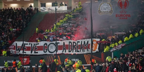 Sweet Dreams ⚪️🔴⚪️🔴