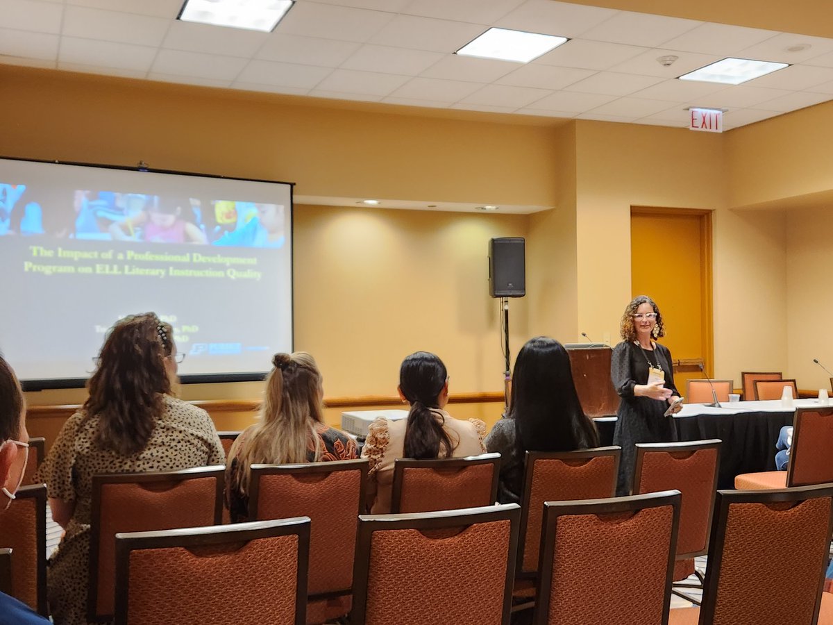 cv_teach's tweet photo. @AERA_BerSig 5th and last session for today is underway!

Photo - Impact of Teacher Professional Development on Instructional Quality

More information about this session can be found at: https://t.co/sKWkeoOwHD

#AERABERSIG #bilingualeducation #bilingualedsigAERA2023 #AERA2023 https://t.co/ZOjRISYdB3