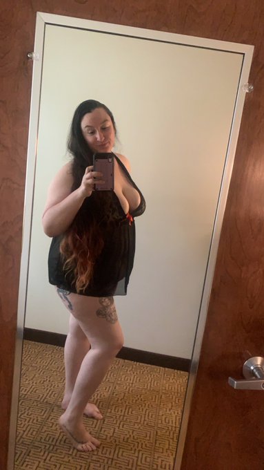 Hey babes 😘 #bbw #bbwfantasy https://t.co/KoMrhmhylN<a href="/tag/bbw"class="tags">#bbw</a><a href="/tag/bbwfantasy"class="tags">#bbwfantasy</a>