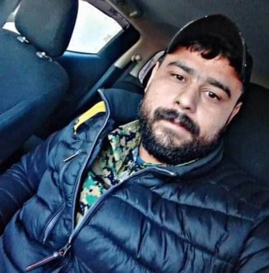 FieldM2n's tweet photo. #Deir_Ezzor
 A #landmine explosion in a car belonging to Al-Qaterji militia near Al-Taym field in Deir Ezzor countryside kills two members while they were returning from combing operations in #Al_Sukhna #desert. 
#Syria 
#Daesh
# https://t.co/WGHb5SUxqU
