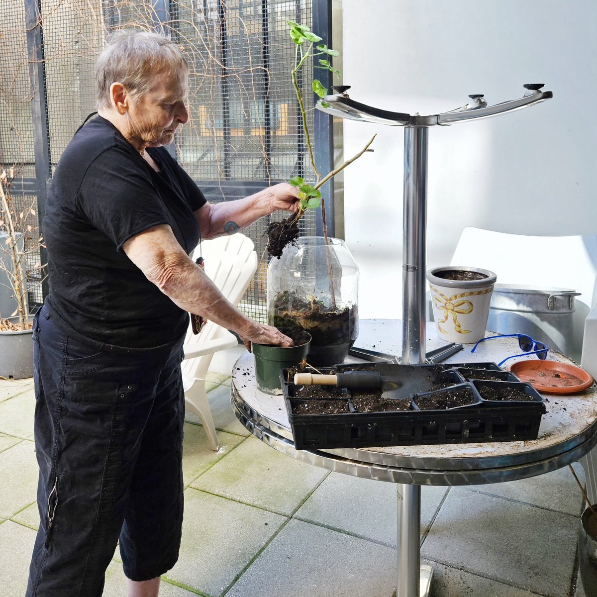 Spring has sprung and we are excited to watch our veggies grow and the flowers bloom! The community garden at Kettle on Burrard continues to be a place for connection and healing for tenants. Preparation for this year’s crop has begun - pictured is Brenda, working on a planter.