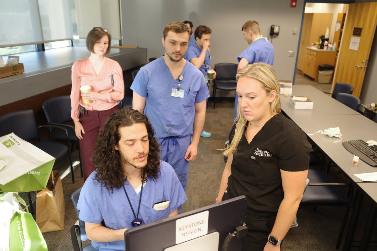 joeclarkmd's tweet photo. Much gratitude to Cassie Wozniak and Jon Winter of @bostonsci @bsc_urology for bringing in the #GreenLightPVP and #rezum simulators this AM for our residents @PSH_Urology - great teaching and virtual hands-on opportunity! https://t.co/JQAlG667Jr