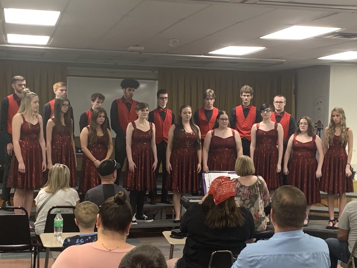 MLS_Supt_Morgan's tweet photo. Manchester Fine Arts Festival!
Manchester Singers - One Day More! https://t.co/cWSqArI19t