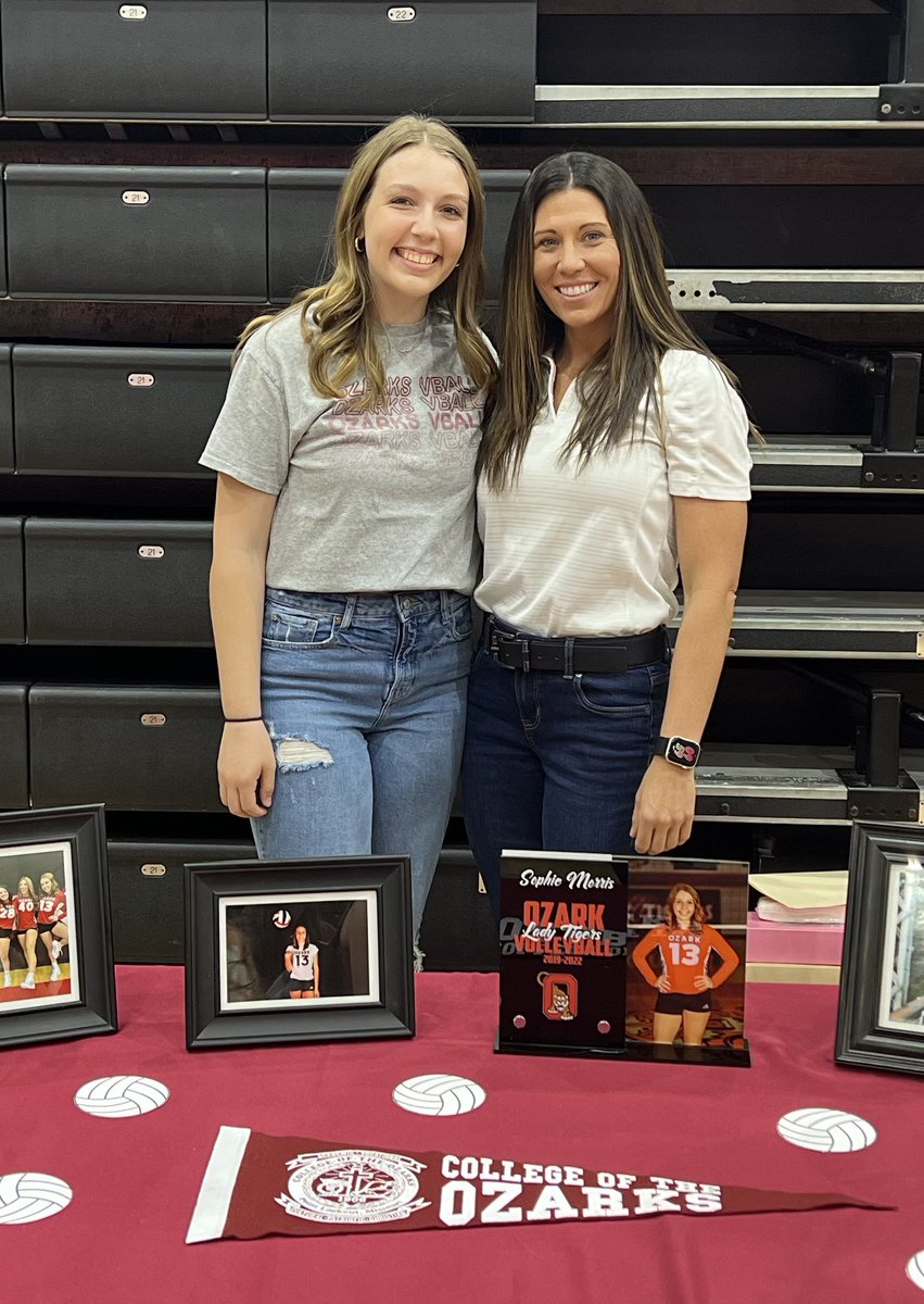 Congratulations to Sophie Morris for signing her NLI to play college volleyball at College of the Ozarks!