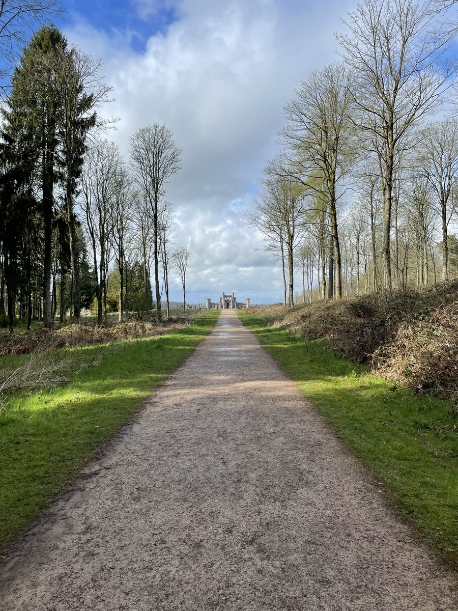 AndyG86's tweet photo. @LbQorg Lowther Castle, North Lakes. https://t.co/A5E8ec9ZLv
