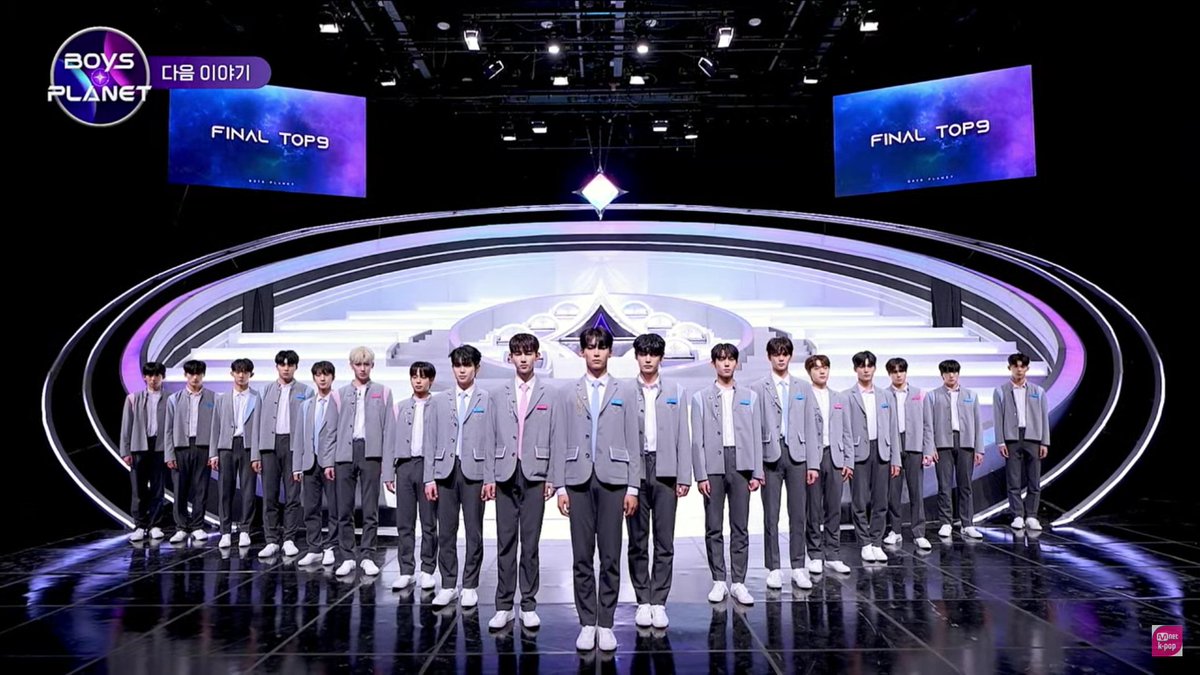 gnwkbin's tweet photo. they look like they about to resonate https://t.co/vAbuctgDnW