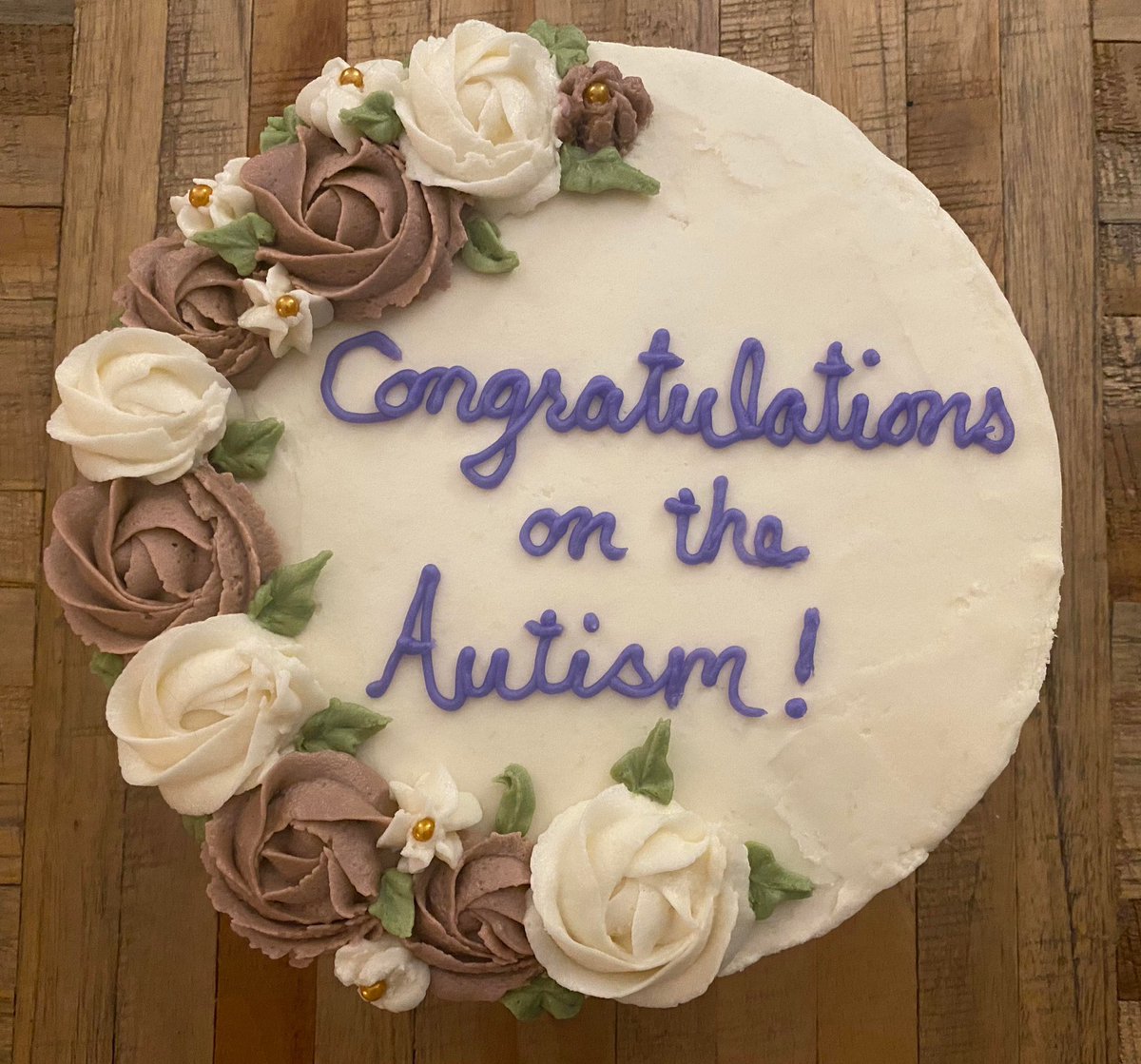 frantasia_'s tweet photo. I was diagnosed 6 years ago, is it too late for someone to buy me a cake like this? https://t.co/NBzH9yOrKa