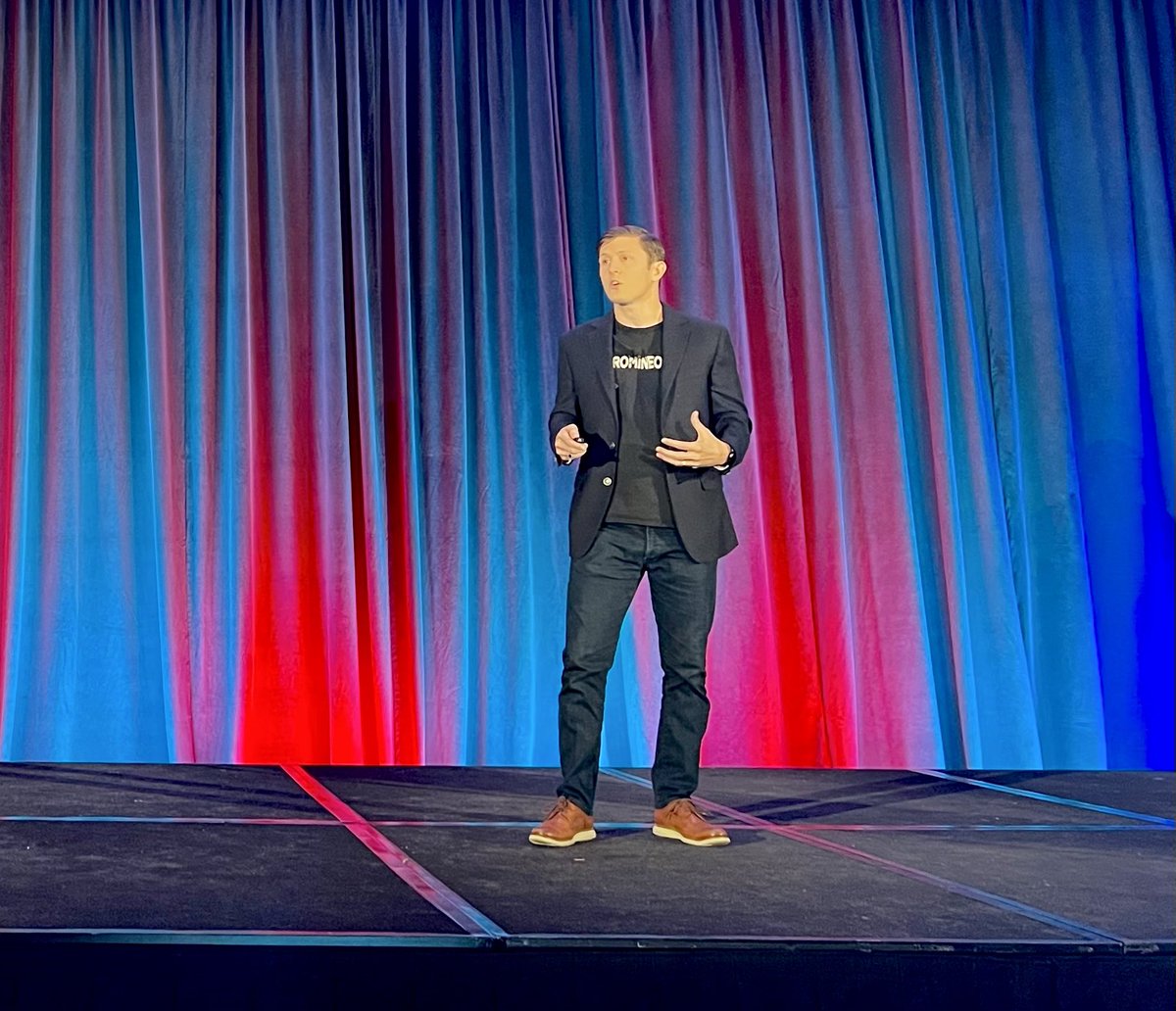 azcommerce's tweet image. An exciting afternoon at #VM23! Tech industry finalists #PromineoTech, #losci, @equipifi, and @LiliaHealth all gave impressive pitches to #VM23 judges.