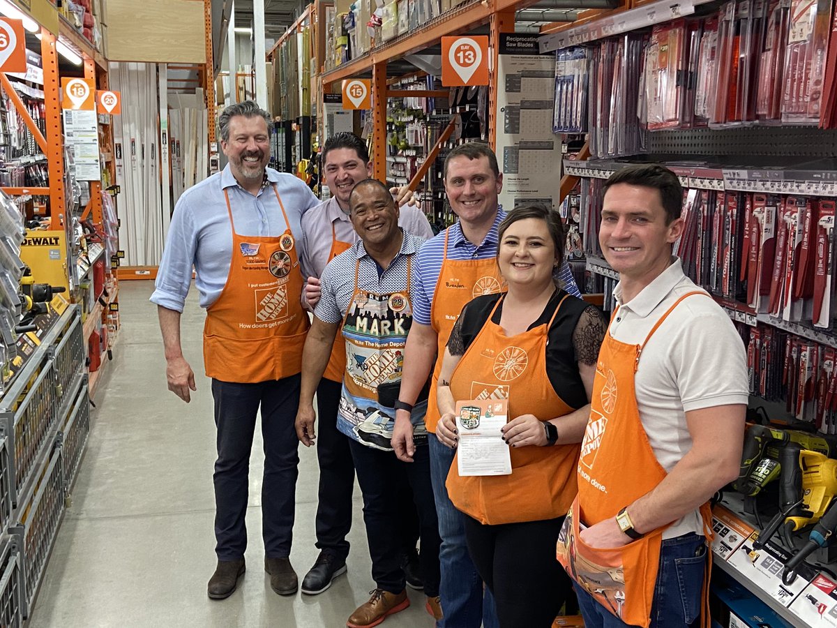 Excellent walk with our RMM’s and Hardware Merchants!!! Great Job leading the walk in Hardware Kendall and representing D65!!! @LemmaTony @D65Hutch @LilyGSV @markvel29203849 @MikeRousek @KendallDolowy