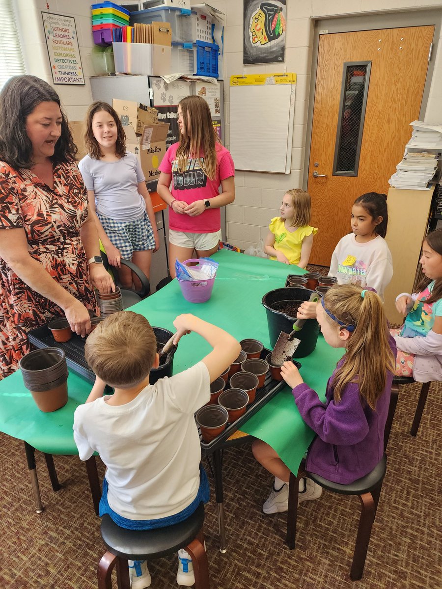 A special thank you to Sarah Miller from the Lemont Garden Club &amp; her daughters for coming to help our RV Garden Club plant lots of indoor vegetables for our summer garden! 🍅🥦🫑🥬with <a href="/fiore_bridget/">Miss Fiore</a>
#sd113a #RebelPride
