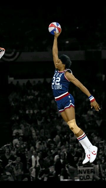 1976 ABA Slam Dunk Champion! 🏀💥💥💥
Julius Erving aka 'Dr J'
#basketballplayer #drj #ababasketball #slamdunkcontest