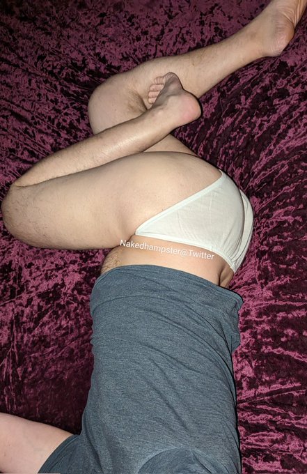 Woke up today sore from yesterday's workout. Been a good day :3 https://t.co/fUR9LbjBcw<a href="/tag/newprofilepic"class="tags"><span>#newprofilepic</span></a>