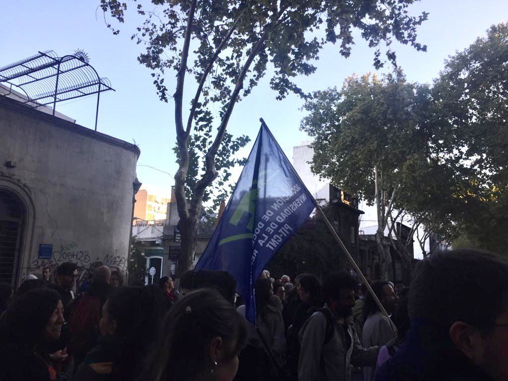 adur_udelar's tweet photo. CONTRA EL AUTORITARISMO EN LA EDUCACIÓN. Solidaridad con estudiantes y gremios del IAVA ✊ https://t.co/IZath9sn4U