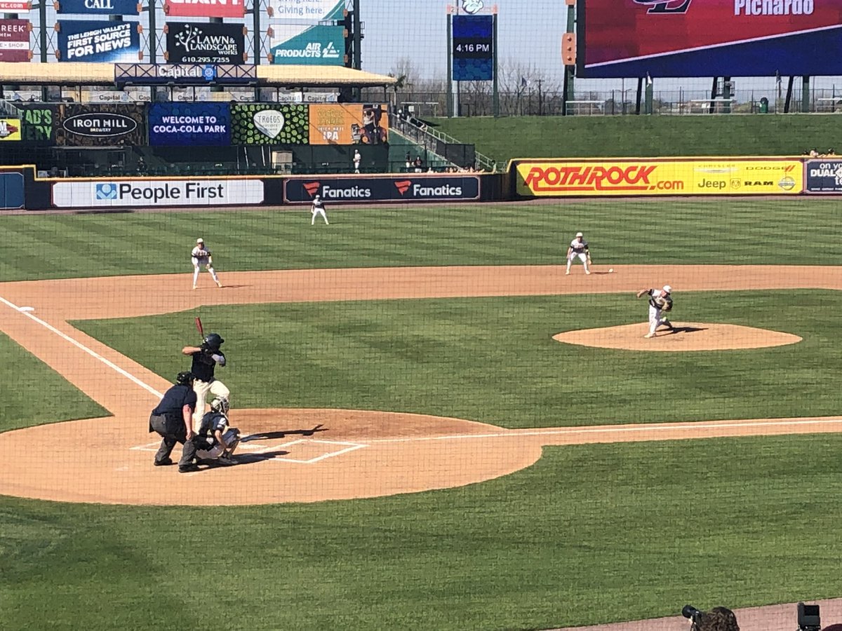 Diane Colom tweet media