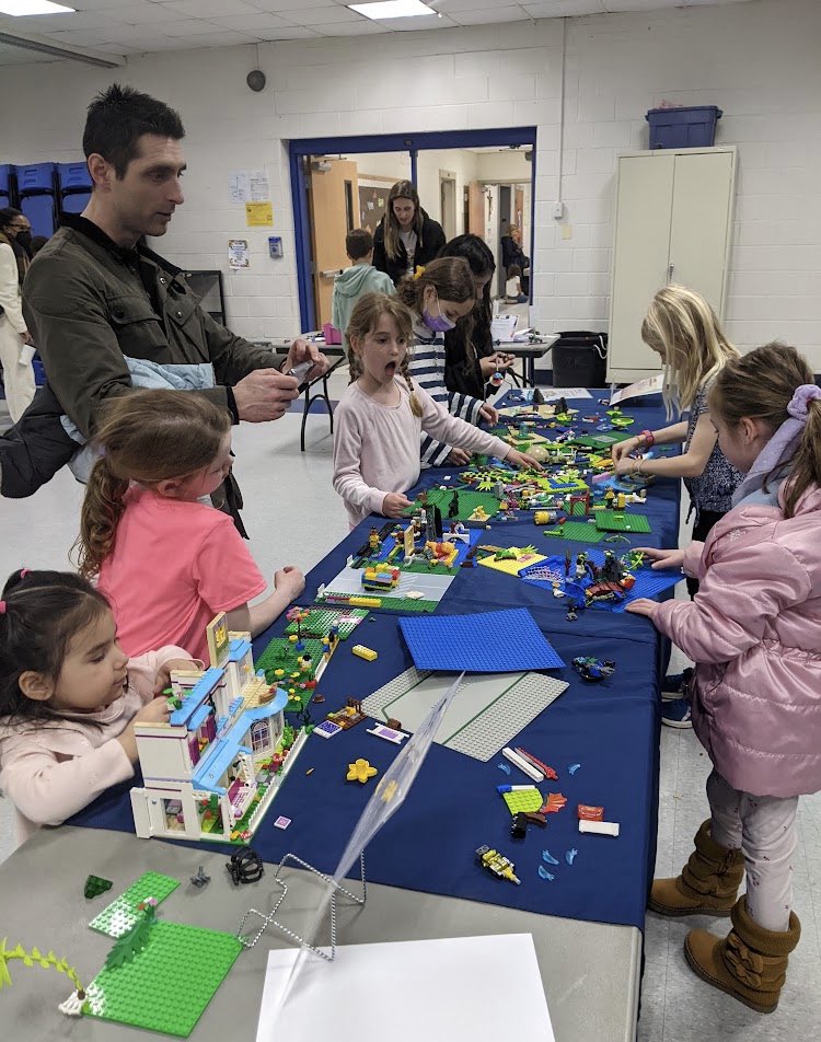 StEsRockville's tweet photo. Building, inventing, and experimenting was in full force at the St. E’s Lego STEM Night! Thank you to Mrs. MacFarland, and the middle school STEM and robotics clubs, for making this a fun night!
#StElizabethSchool
#StEsCommUNITY
@ADWCathSchools https://t.co/GOpSe3swRC