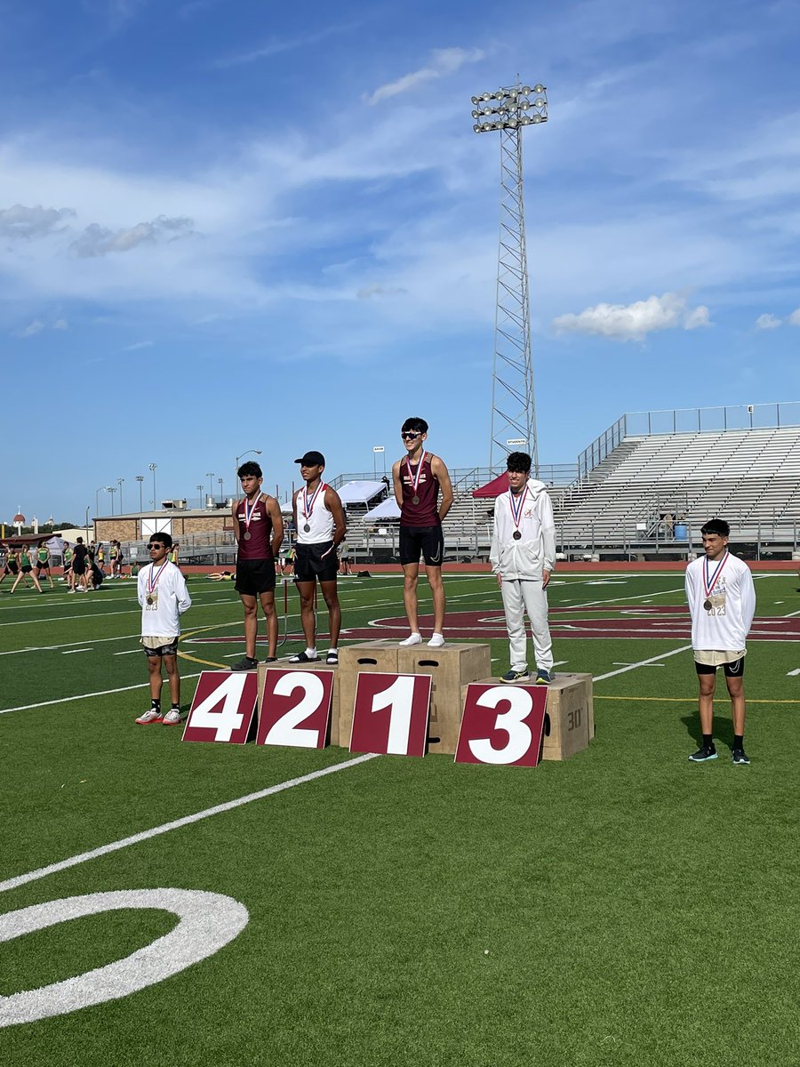 AtwoodKory's tweet photo. The medal stand from field events and the 3200m run! https://t.co/wRlyp4RWQ7