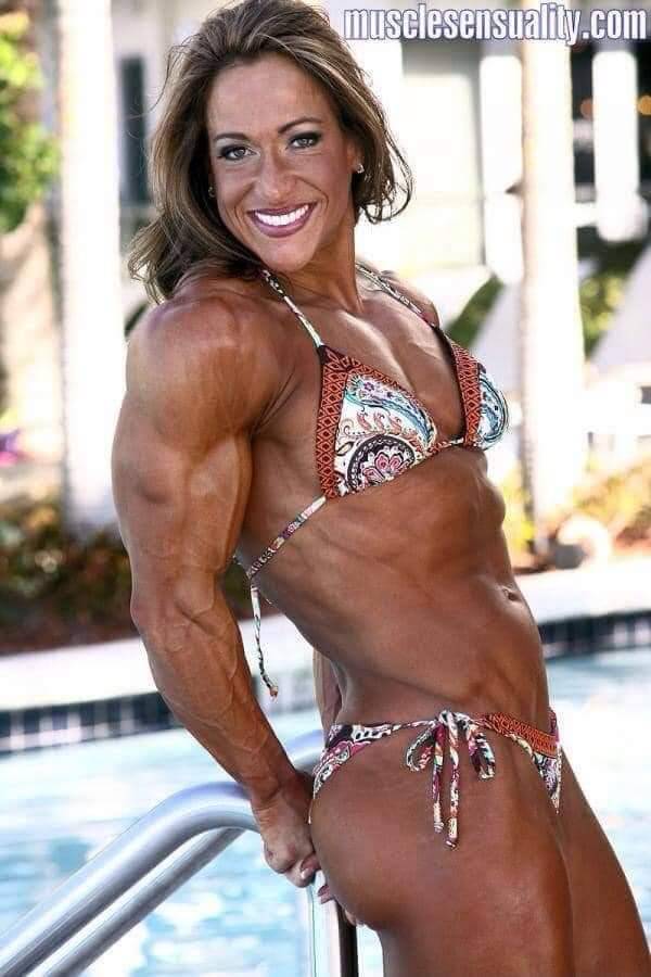 Female Muscle Fan on Twitter "Sarah Hayes"