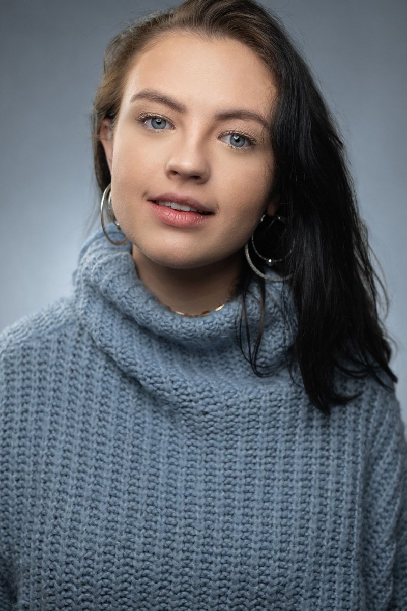 TheEmilyBrady's tweet photo. New headshots by @deanjohnsonuk and I am in LOVE https://t.co/JpBLfWIQ1w