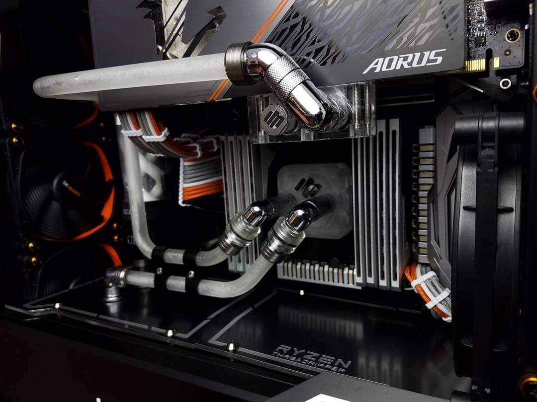 EnviousMods's tweet image. The oh so epic Threads setup is getting a new case and mods before it goes up for sale!

#enviousmods #threadripper #bequiet #alphacool #modmymods #apacer #zadak
