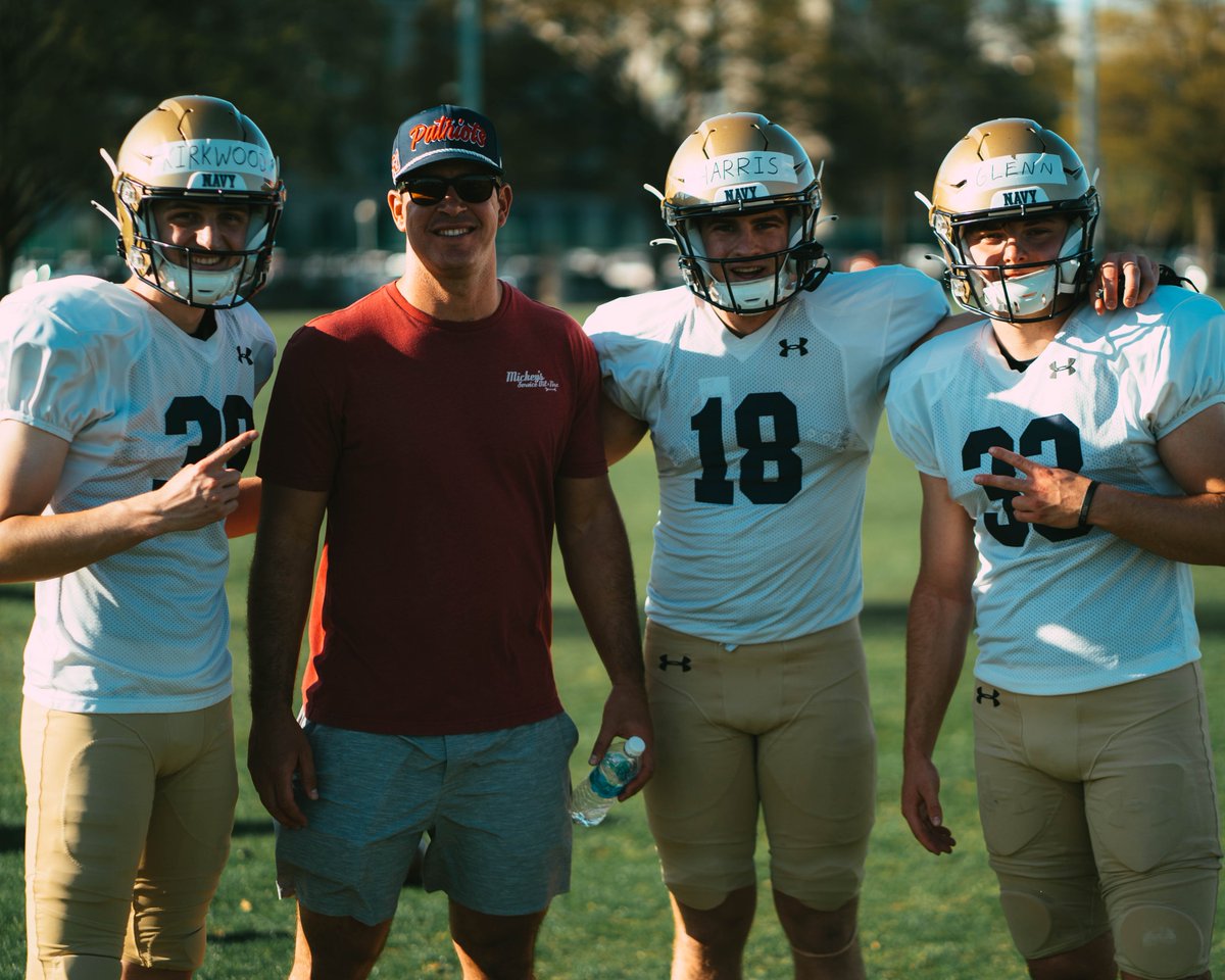 NavyFB's tweet photo. spring ball going strong

#GoNavy | #RollGoats https://t.co/Qg82Lydd1A