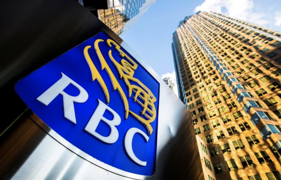 AJEnglish's tweet photo. A major Canadian bank was the world’s largest financier of fossil fuels last year, contributing $42.1bn to such companies https://t.co/6GEGhCYGga https://t.co/xJEdytQfg4