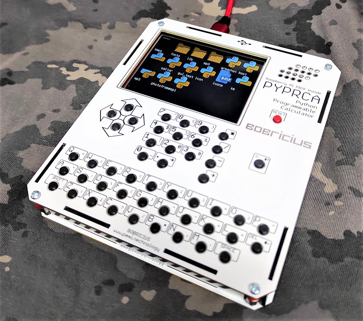 bobricius's tweet image. #PYPRCA Python Programable Calculator
Numerical block for better native input numbers
QWERTY block for write programs  Instead of searching 2nd,3th colorful symbols on ABCD keyboard just type SIN,COS
-2.8&quot; IPS
-keyboard (7x7)
-Raspberry PICO or W
-SD card
-GROVE GPIO
-Speaker