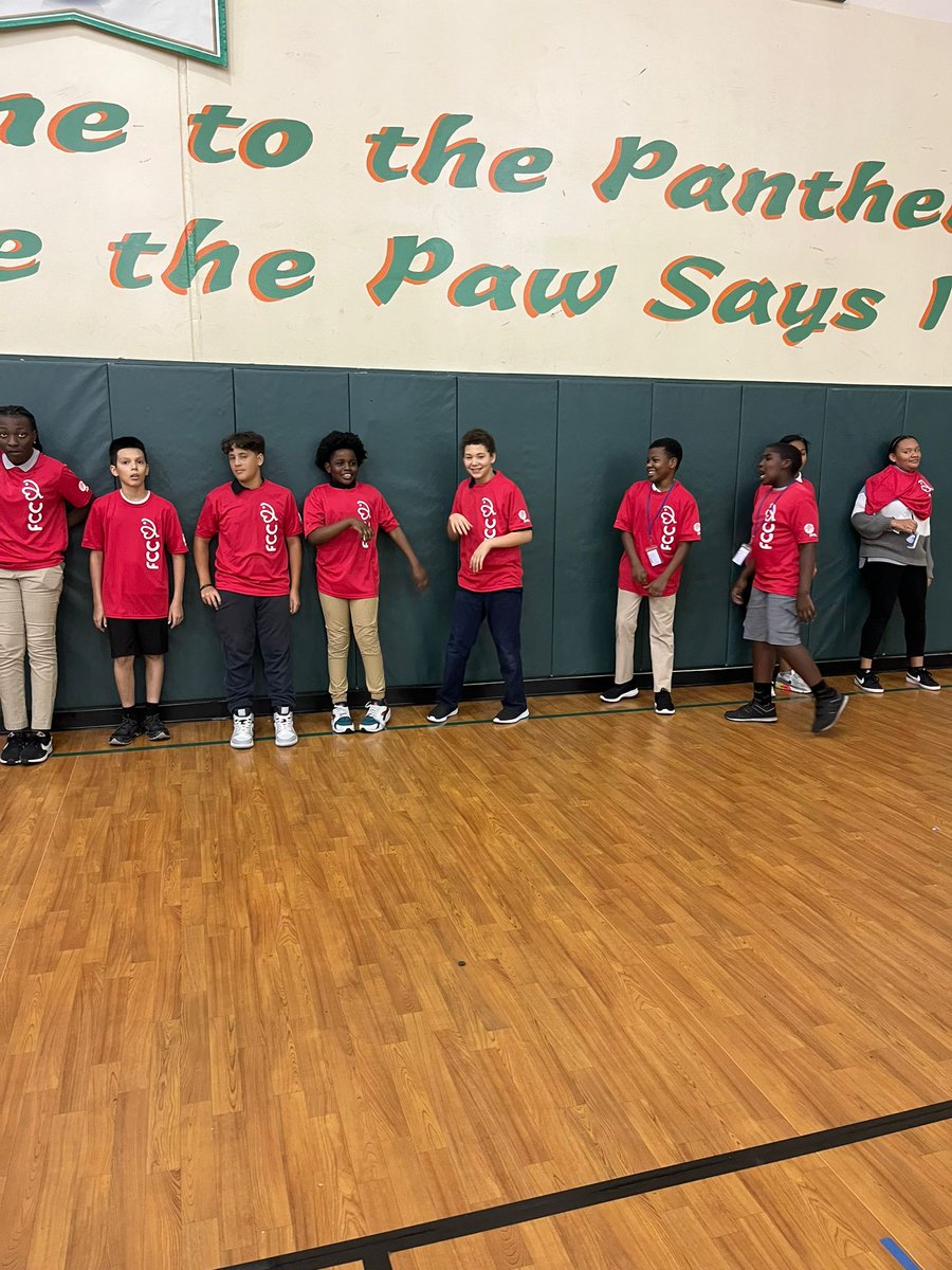 officialfccusa's tweet image. At FCC Soccer, we use soccer as a tool for personal transformation. This week, our coaches focused on sportsmanship, teaching respect, positive attitudes, and integrity. Join us and transform your child's life on and off the field! #FCCSoccer