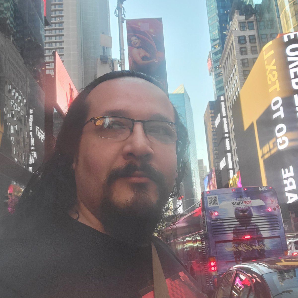 LFG!! MADE IT TO TIMES SQUARE
PROBABLY NOTHIN RIGHT 😝💨