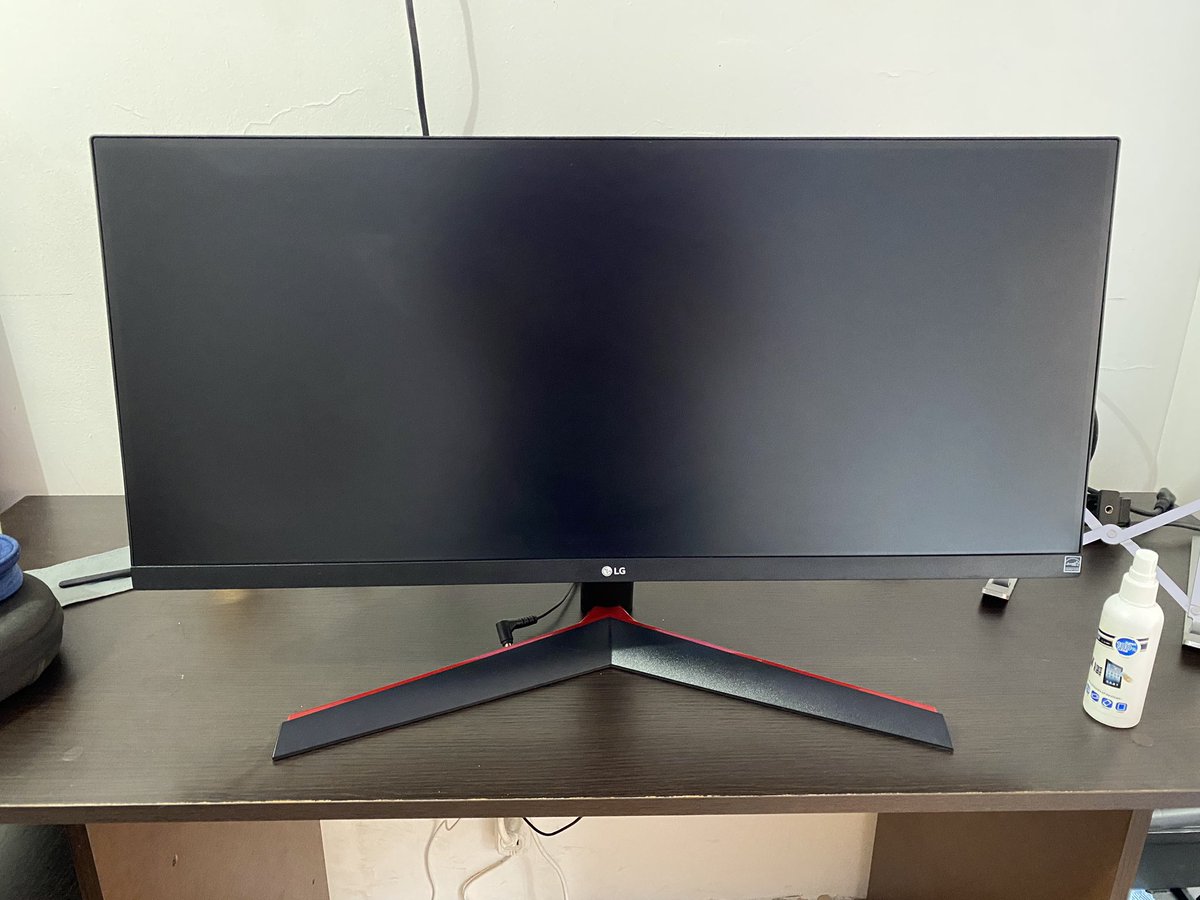 xfelipexnxp's tweet photo. SE VENDE: 

Monitor LG gamer Ultrawide 75hz
UltraWide ™ Full HD de 29 pulgadas
HDR10
IPS con sRGB 99% (típico)
AMD FreeSync ™
MBR de 1 ms
USB Type-C
DIsplayPort

Se entrega con caja y manuales 
PRECIO : $1.150.000 Negociable

RT PORFAVOR https://t.co/Nzg9O047Rp
