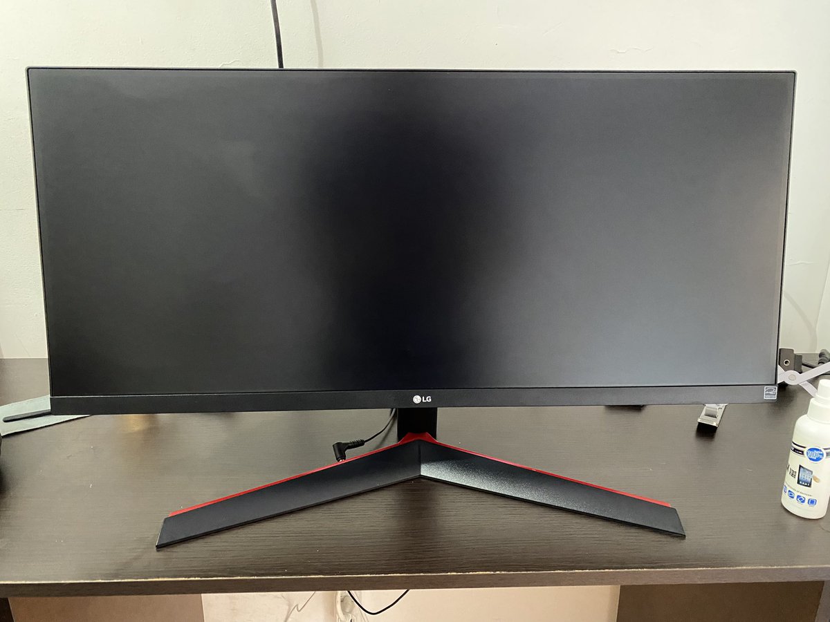 xfelipexnxp's tweet photo. SE VENDE: 

Monitor LG gamer Ultrawide 75hz
UltraWide ™ Full HD de 29 pulgadas
HDR10
IPS con sRGB 99% (típico)
AMD FreeSync ™
MBR de 1 ms
USB Type-C
DIsplayPort

Se entrega con caja y manuales 
PRECIO : $1.150.000 Negociable

RT PORFAVOR https://t.co/Nzg9O047Rp