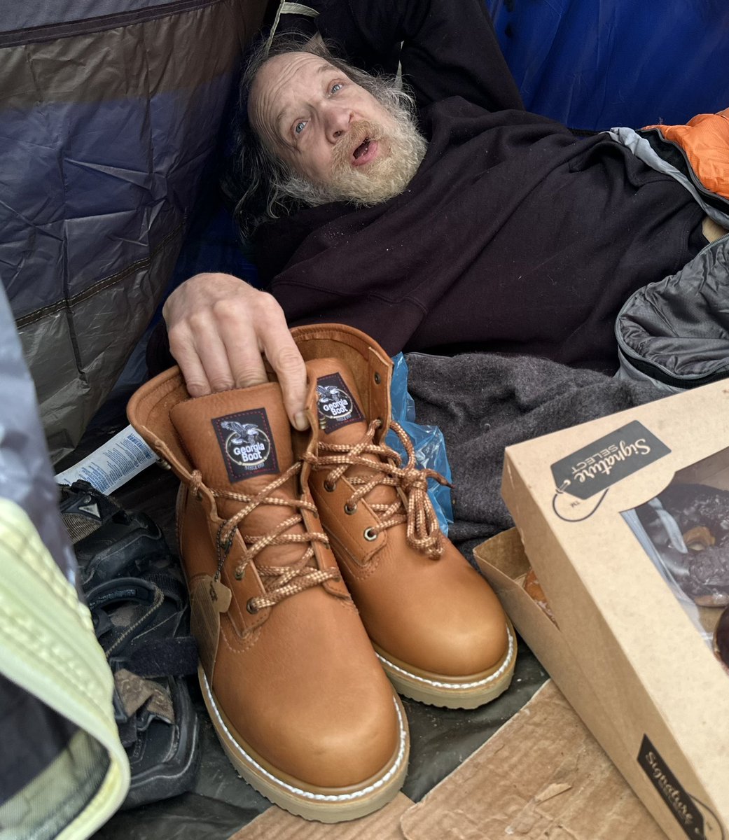 Kevin Dahlgren on Twitter "This is Jolly Roger a homeless man in his