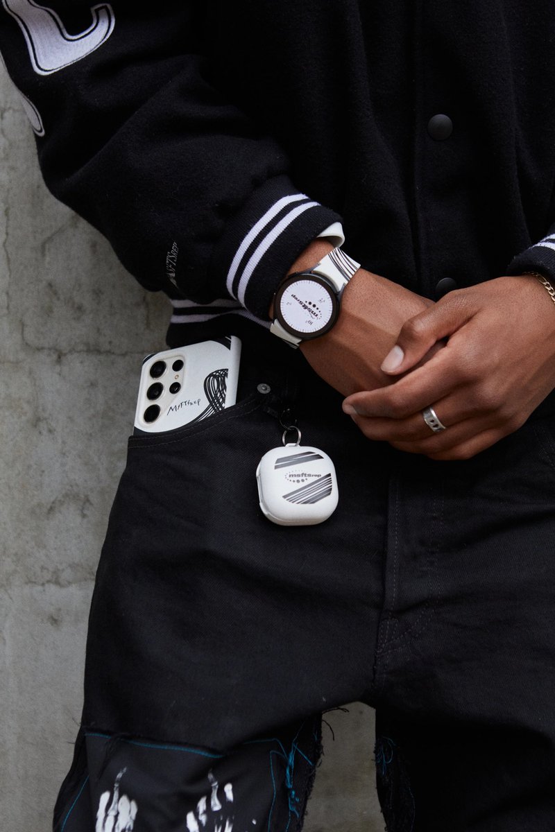 HubJaden's tweet photo. Jaden Smith designed phone accessories solely made of recycled plastic. They are available for purchase  now through Samsung. https://t.co/GpsQbAnFwl