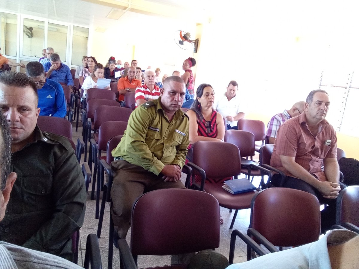 Evalúa <a href="/IzquierdoAlons1/">Livan Izquierdo Alonso</a> aseguramientos al turismo en el municipio #Morón #SinPerderUnDia #LatirAvileño <a href="/NexyVelizNaranj/">Nexy Veliz Naranjo</a> <a href="/yamila_padron/">Yamila Cruz Padrón</a> <a href="/DisleyAcosta1/">Disley Lopez</a> <a href="/AlexeyOT73/">Alexey</a> <a href="/DrRobertoMOjeda/">Dr. Roberto Morales Ojeda</a>