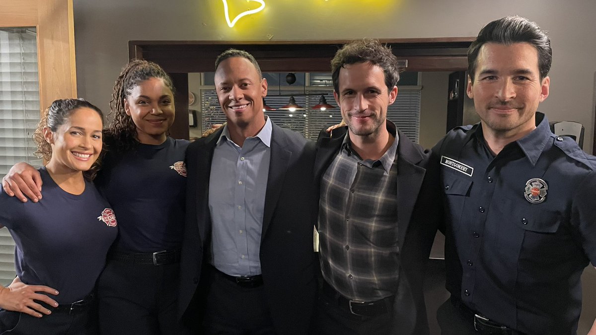 What do you get when you throw all these characters into the same scene…🧪🔥💥 don’t miss @Station19 tonight 8pm/7c @ABCNetwork