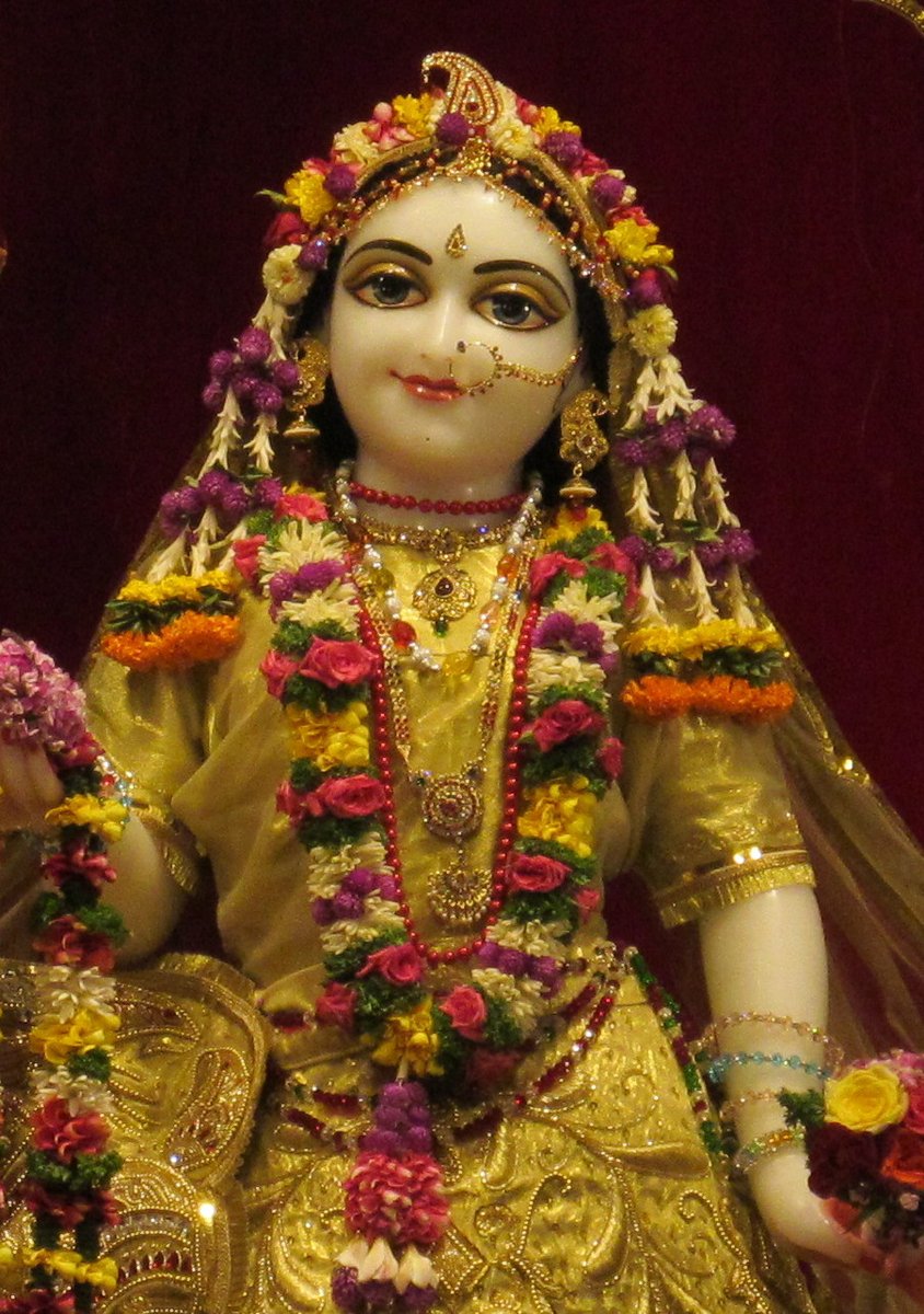 Raaa84151966's tweet photo. लोगों को देश प्रेमी होना चाहिए ।
पढ़ा लिखा तो लादेन भी था।।
#जयमता दी 💮🌞🌹
#सुप्रभात5,,🙏
जयमातारानी🚩🌹 https://t.co/11oVCMz2je
