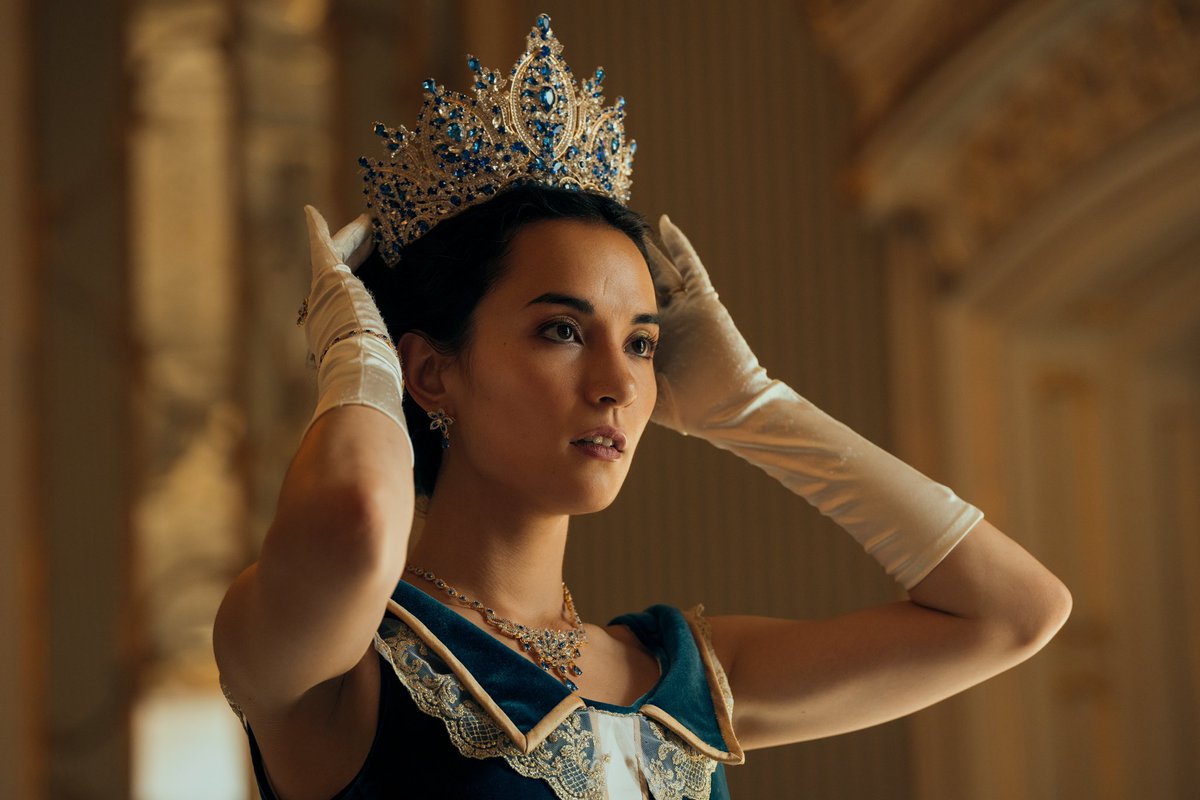 FilmUpdates's tweet image. ‘SHADOW &amp;amp; BONE’ season 2 debuts at #2 on the Nielsen charts with over 1.14 billion minutes viewed during the season’s launch week.