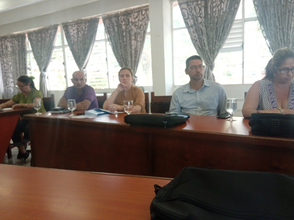 BMa7001's tweet photo. Participamos junto a @IzquierdoAlons1 primer secretario del Partido en la provincia #CiegodeAvila en reunión del núcleo  Delegación del MINTUR, evaluando la implementación de los lineamientos aprobados en el 8vo Congreso del PCC @NexyVelizNaranj @DrRobertoMOjeda @AlexeyOT73 https://t.co/gUhkMOvcUq