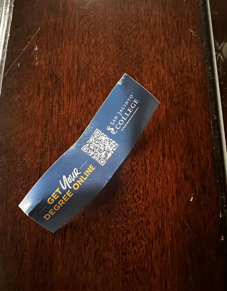 CyndiT17's tweet photo. Nothing's more motivating to get a degree than having a bad day at the office https://t.co/D9unw5KoiW