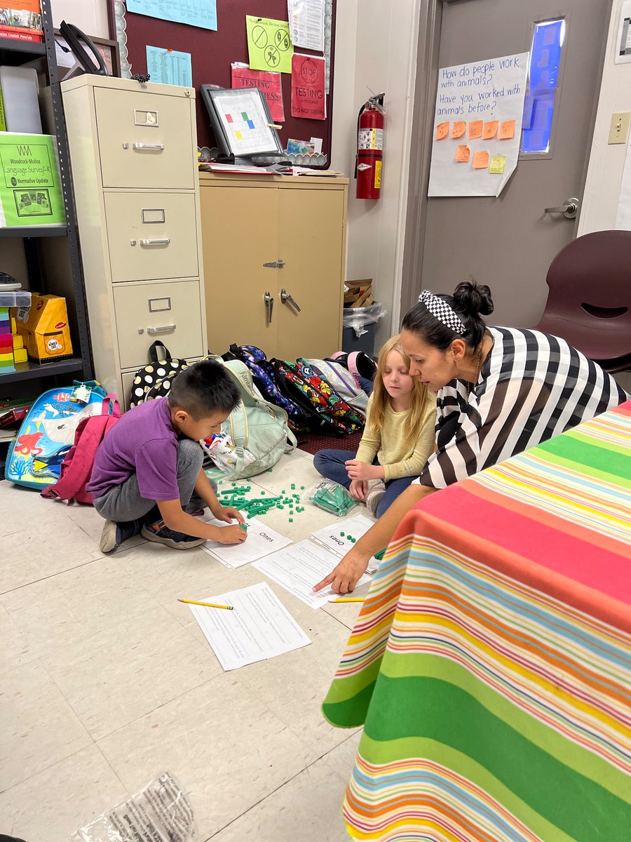 Subtracting one-digit number from a two-digit number! These first grade scholars rocked it using their tens and ones unit blocks and their place value mat  as they explained their mathematical reasoning 🤓 <a href="/msandoval_15/">Maribel Sandoval</a> <a href="/HCPSELLs/">HCPS Multilingual Learners Department</a> <a href="/TransformHCPS/">HCPS Transformation Network</a> 
<a href="/MEPHillsborough/">HillsboroughMEP</a> <a href="/BarbaraKnox20/">Barbara Knox, NBCT</a>
