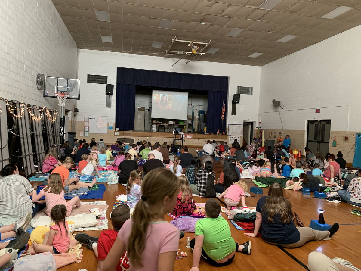 Movie night at Parma Park! Packed gym for The Dogs Way Home.
